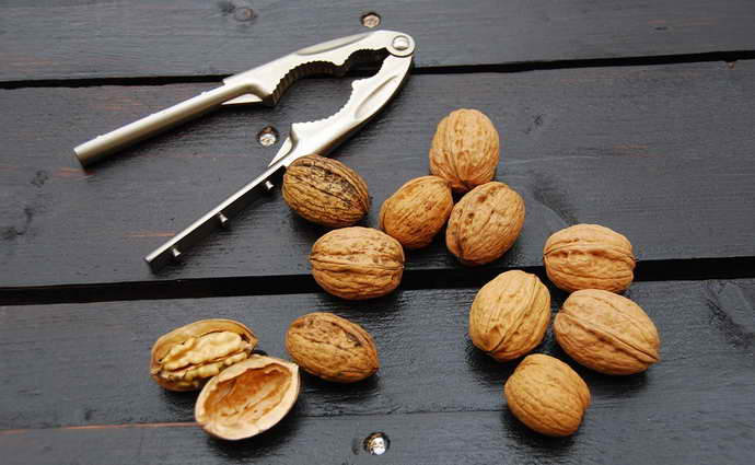 Плоды грецкого ореха от атеросклероза