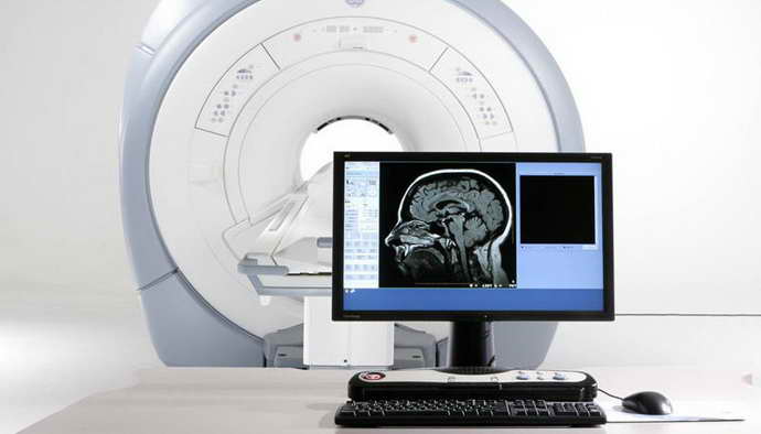 Вред от процедуры МРТ головного мозга не такой серьезный, как после компьютерной томографии