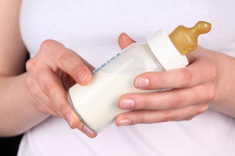 ручное сцеживание грудного молока