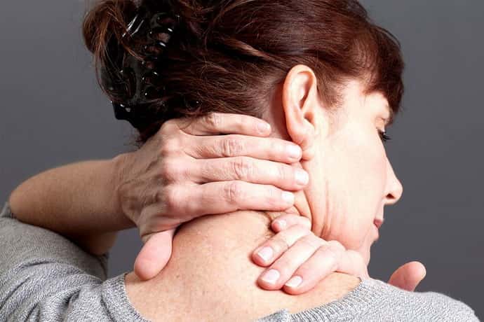 Почему возникает невралгия спины
