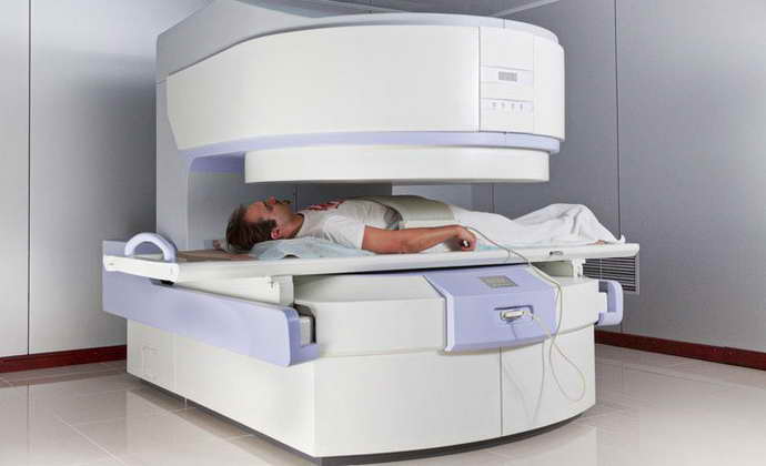 Магнитно-резонансная томография менингита