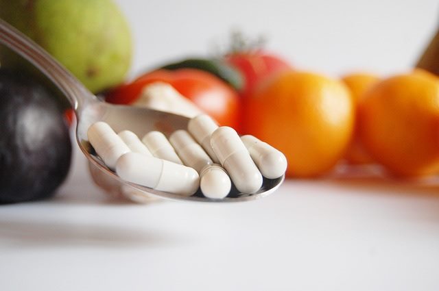 Употребление витаминов помогает победить недуг