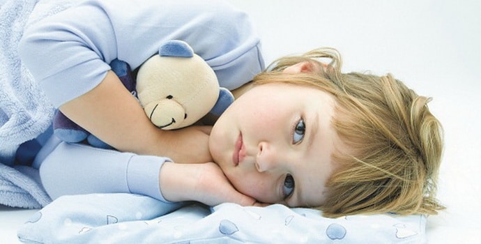 Судороги у ребенка: причины, симптомы, лечение