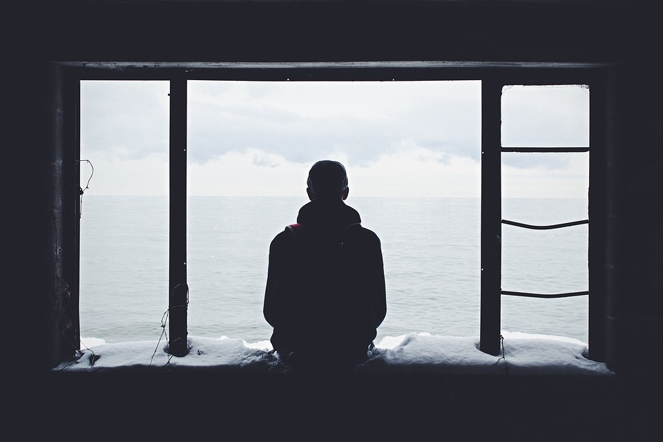 Что такое хроническая депрессия: симптомы и лечение